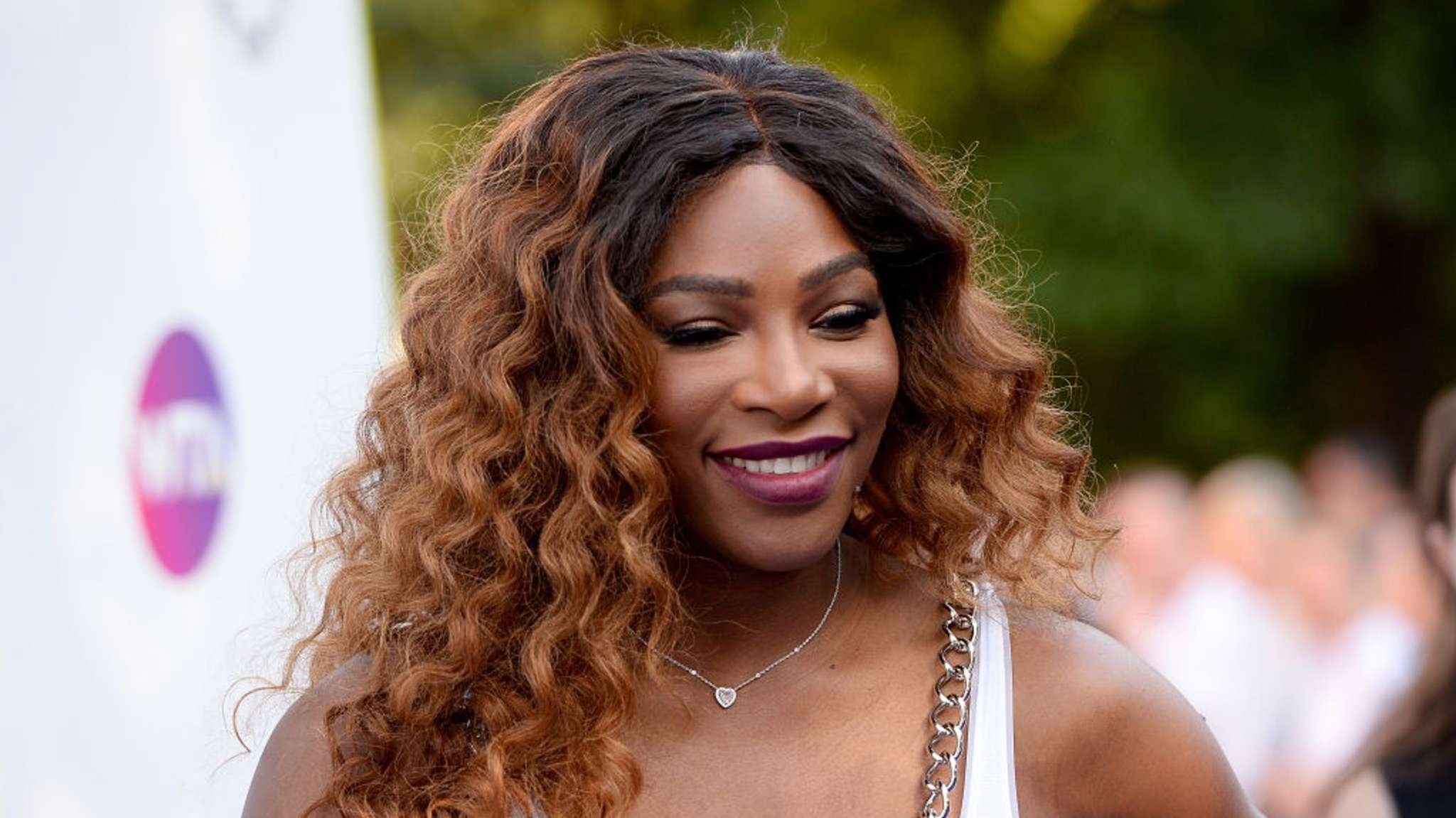 Serena Williams Rocks Fishnets And A Teal Romper At The ...