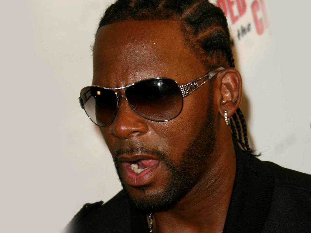 R. Kelly’s Record Label Reportedly Puts His Music On Hold | Celebrity Insider1024 x 768
