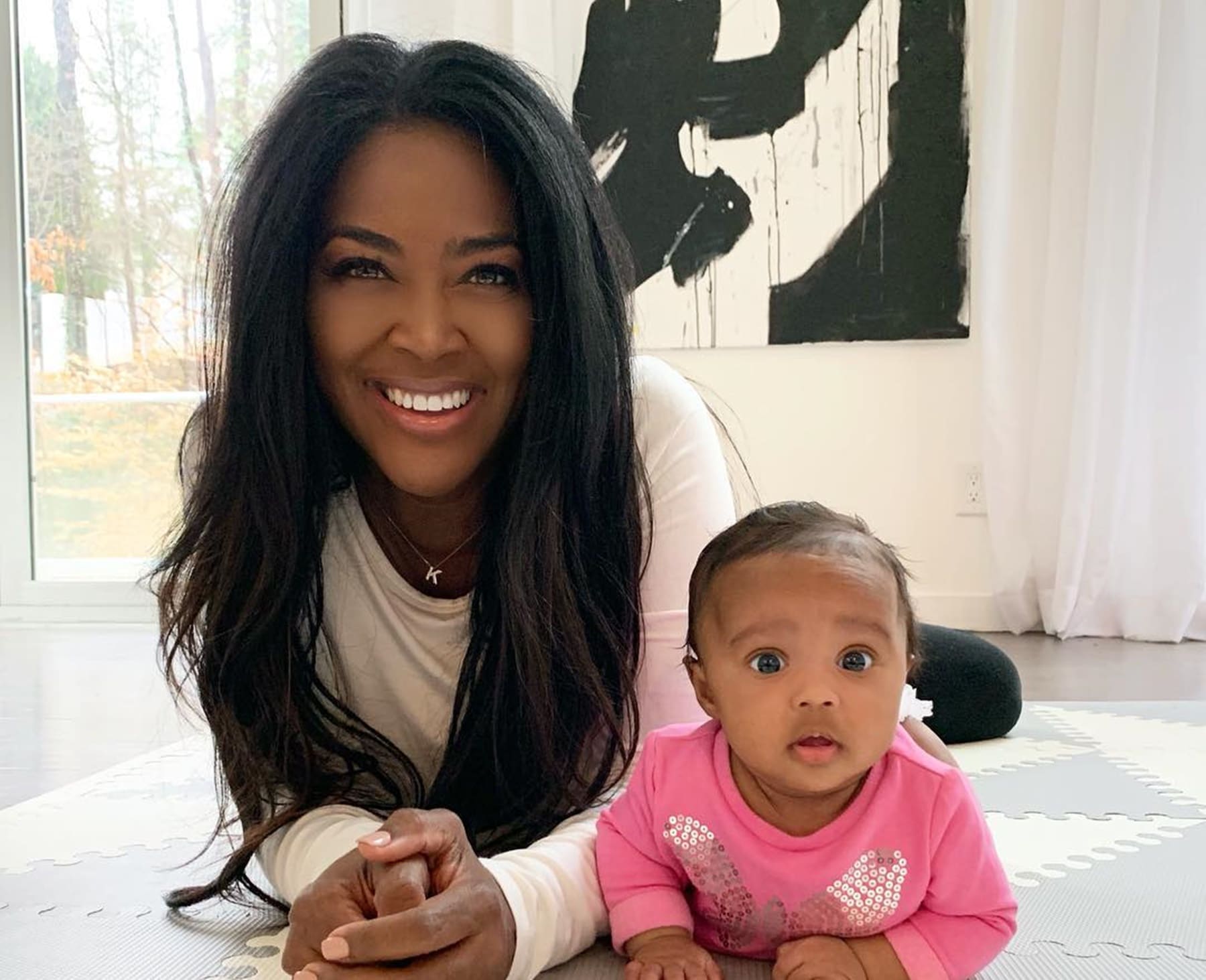 ”kenya-moore-gets-mom-shamed-and-kicked-out-of-restaurant-with-baby-brooklyn-rhoa-star-shares-embarrassing-incident”