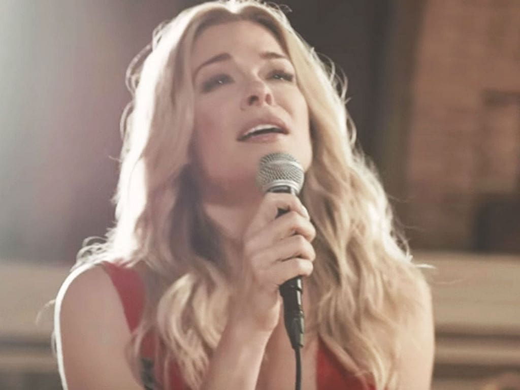 LeAnn Rimes Pays Tribute To Her Beloved Dog Eveie After Horrible Coyote Attack ...
