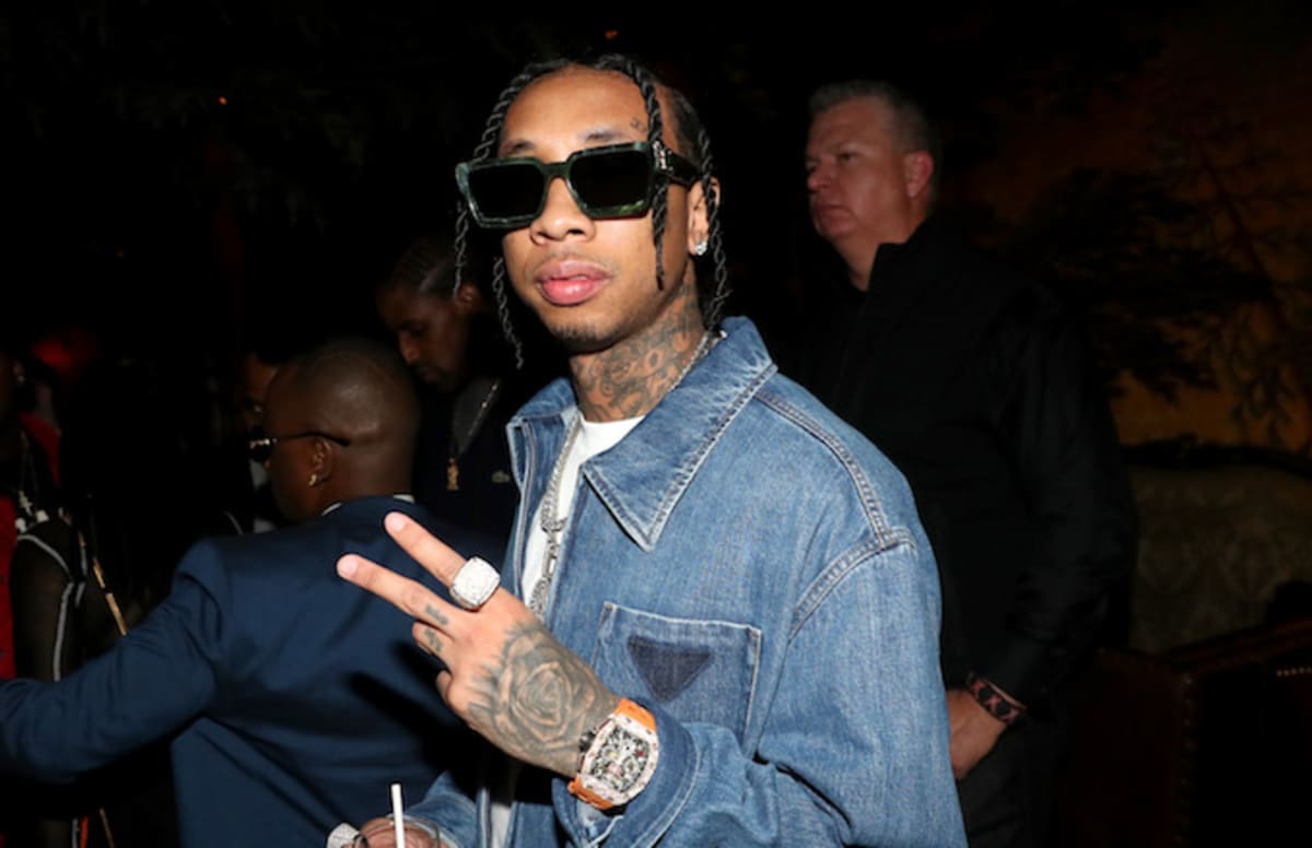 Tyga Tries To Take Guard’s Gun After Being Kicked Out Of Floyd Mayweather’s Bash ...1200 x 776