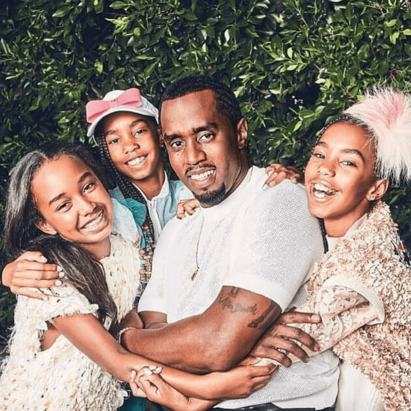 ”diddy-is-the-proudest-dad-he-praises-daughters-by-introducing-supergroup-the-combs-sisters-see-the-video”
