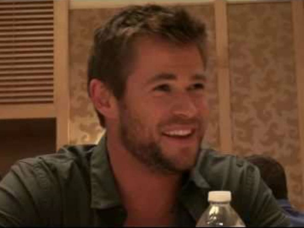 Chris Hemsworth Shares Childhood Memory To Honor Avengers: Endgame Success | Celebrity ...1024 x 768