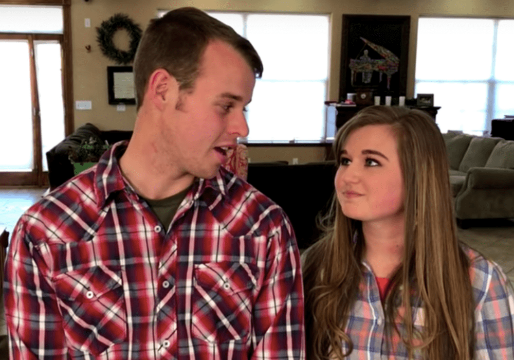 ”counting-on-star-kendra-caldwell-shows-off-her-growing-baby-bump-in-new-photos-with-joseph-duggar”