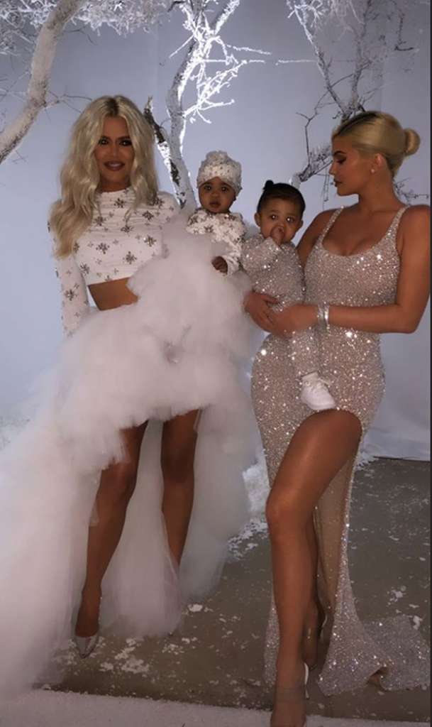 Kylie-Jenner-Vs-Khloe-Kardashian-Whos-Cuter-Twinning-With-Their-Baby-Girl