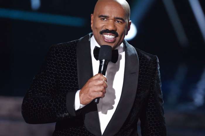 Miss Costa Rica Disses Steve Harvey On Stage For His 2015 Blunder - Check It Out Here