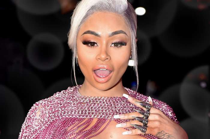 Blac Chyna's Recent Photo Has Fans Accusing Her Of Photoshopping The Picture