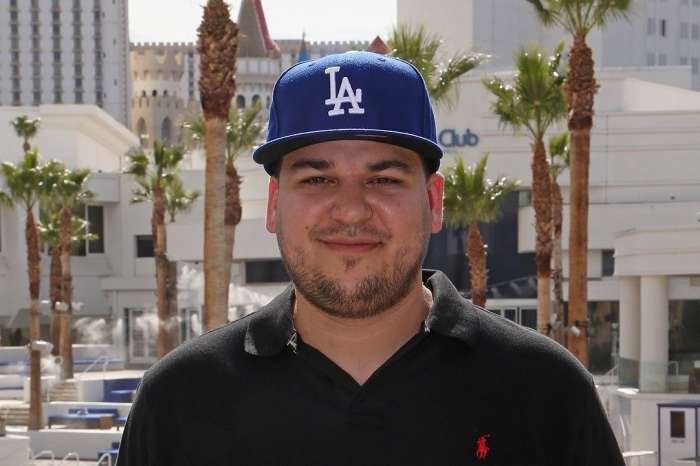 KUWK: Rob Kardashian Has Reportedly Changed His Life After Life-Threatening Weight Gain!