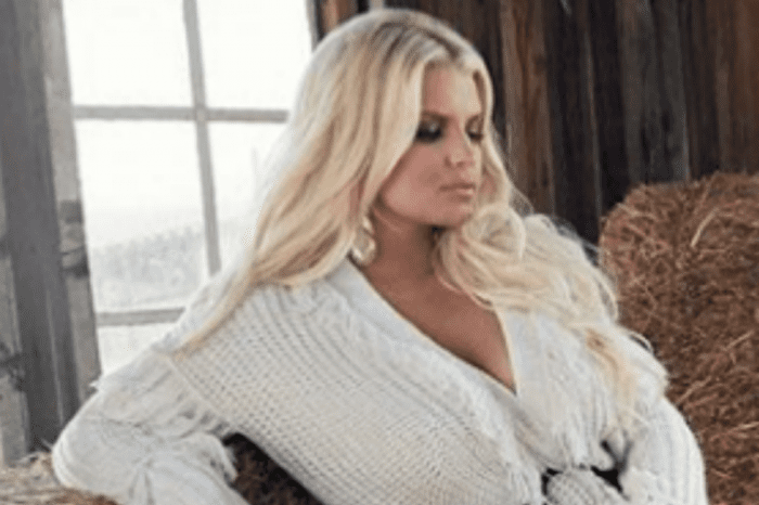 Jessica Simpson Takes The '10-Year Challenge' And Features Her Swollen Foot — Singer Is Pregnant With Third Child
