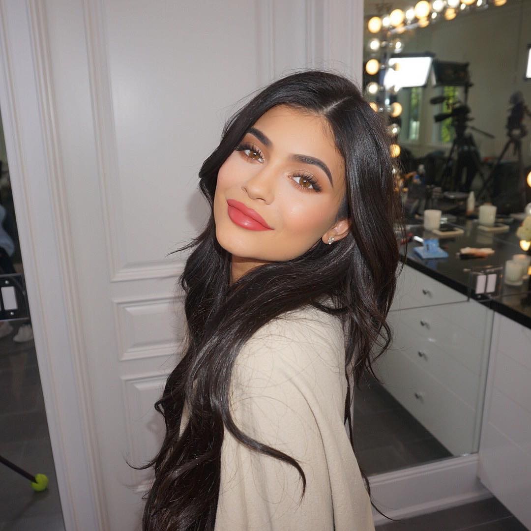 Kylie Jenner's Mysterious Tweet That Had Fans Wondering Whether She's Getting Married Or She's Pregnant Has Been Elucidated