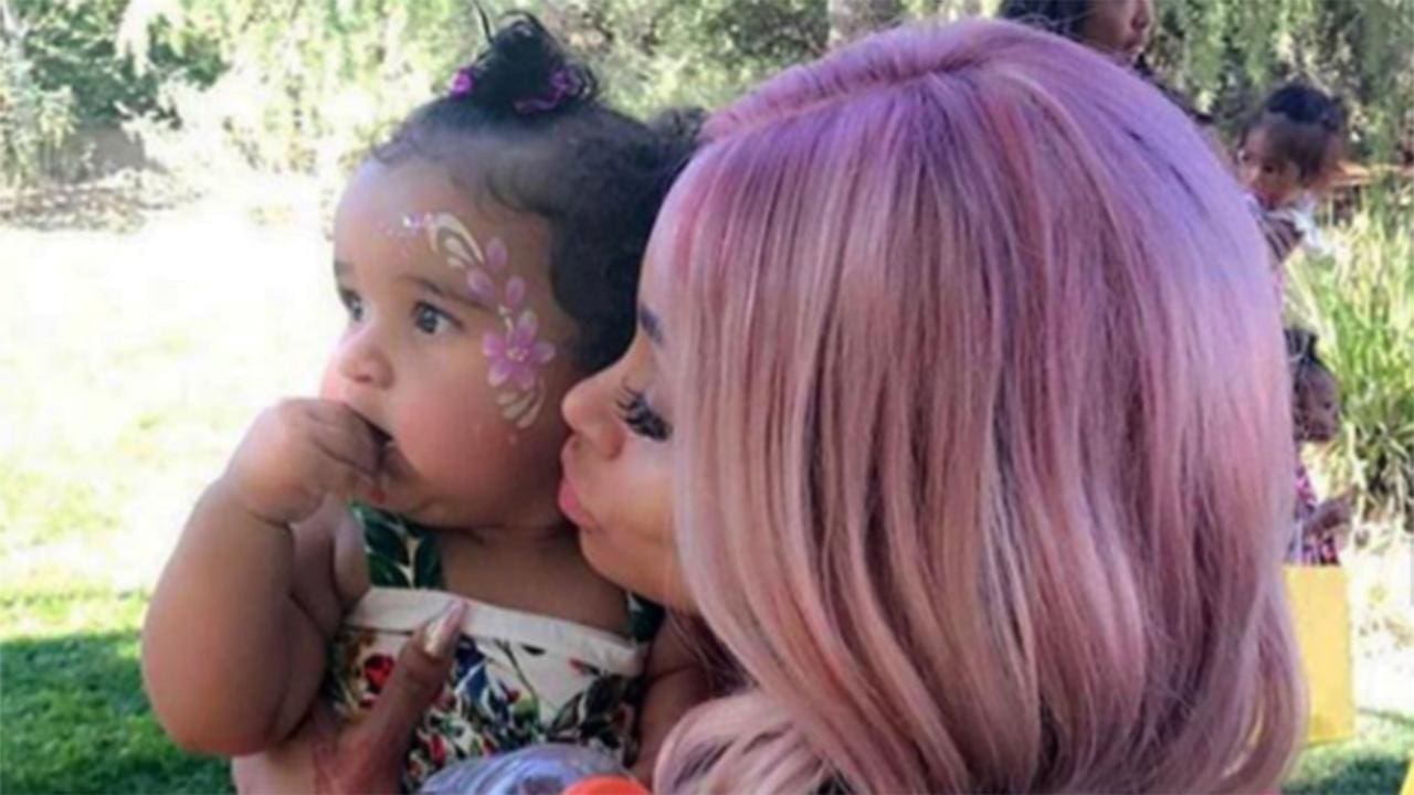 Blac Chyna And Rob Kardashian's Daughter, Dream Kardashian Is Gorgeous In The Latest Video - Check Her Out Helping A Hairstylist