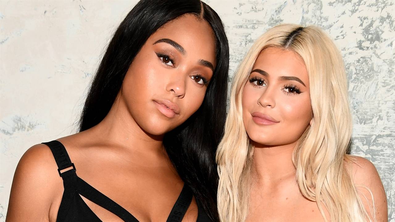 Kylie Jenner Receives Backlash From Fans After Posting The Pic With Stormi And Jordyn - People Accuse Ky Of Manipulating The Photo To Have Darker Skin Tone