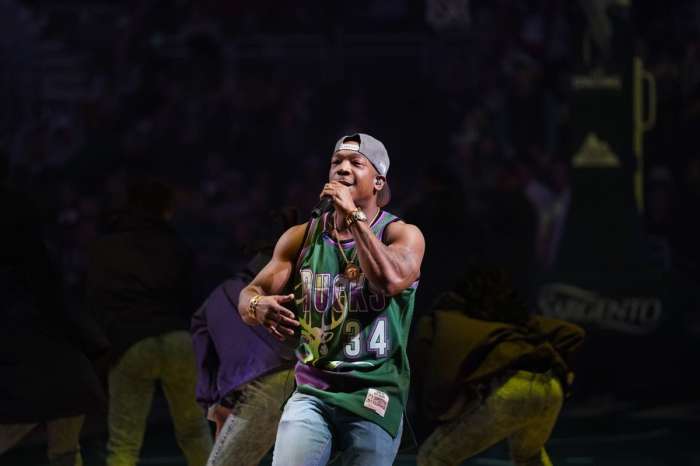 Ja Rule Places A 30-Year Curse On Timberwolves After They Clown Him For Awkward Halftime Performance