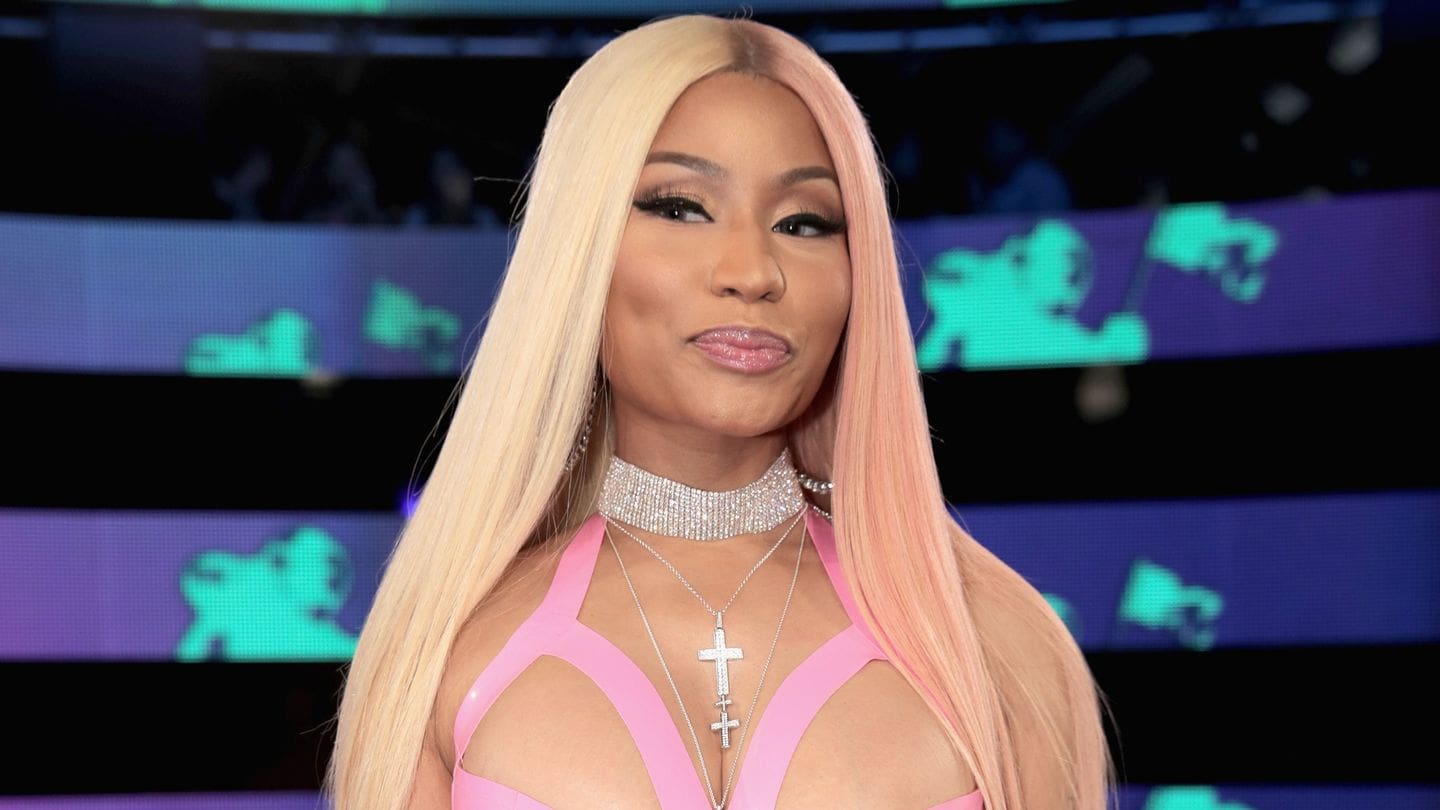 Nicki Minaj Meets Her Fans After Show Gets Canceled Due To Tech Issues