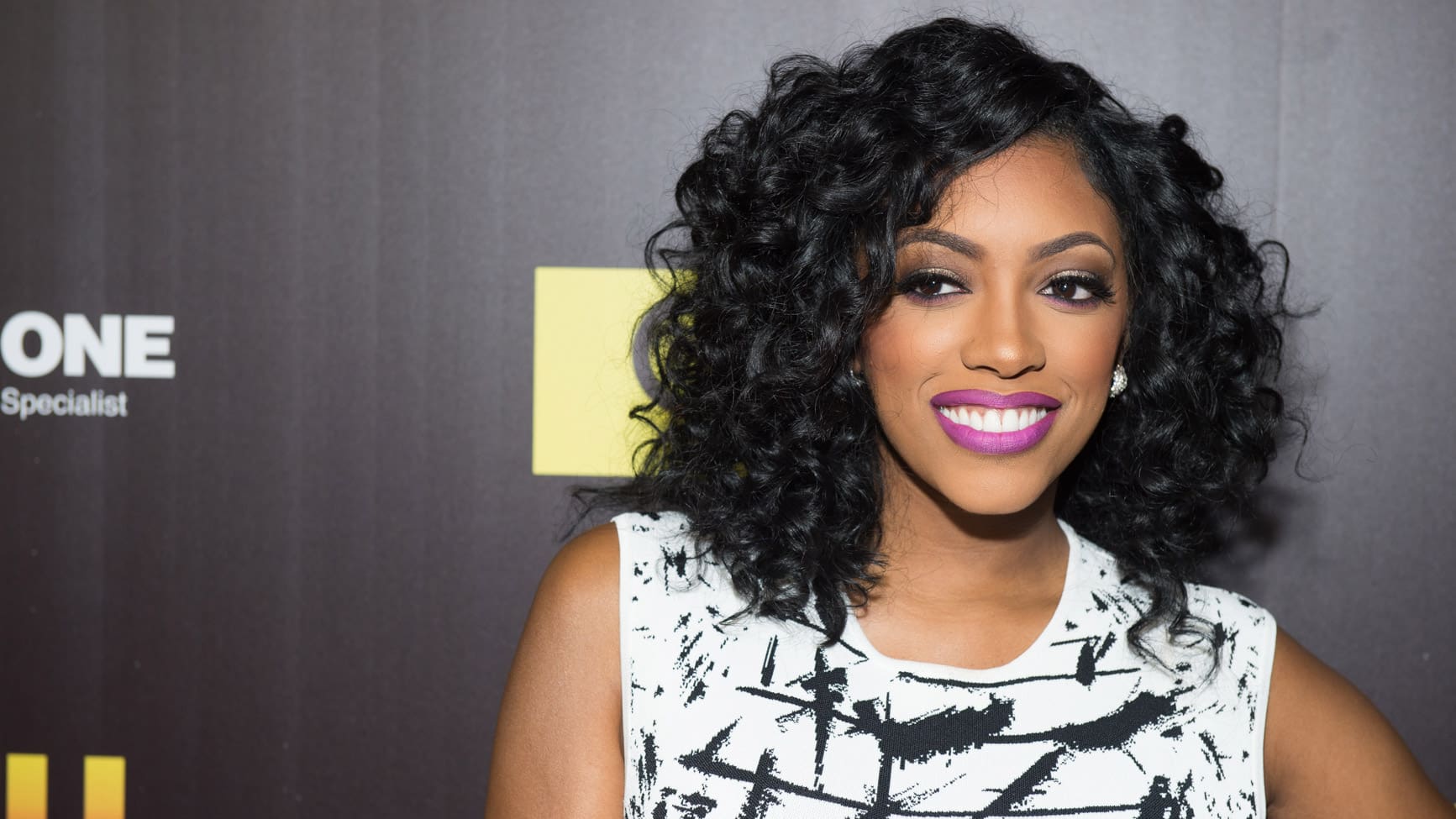 Porsha Williams Is Crazy With Excitement And Tells Fans That Her Daughter Could Come Any Moment - Watch Her Video