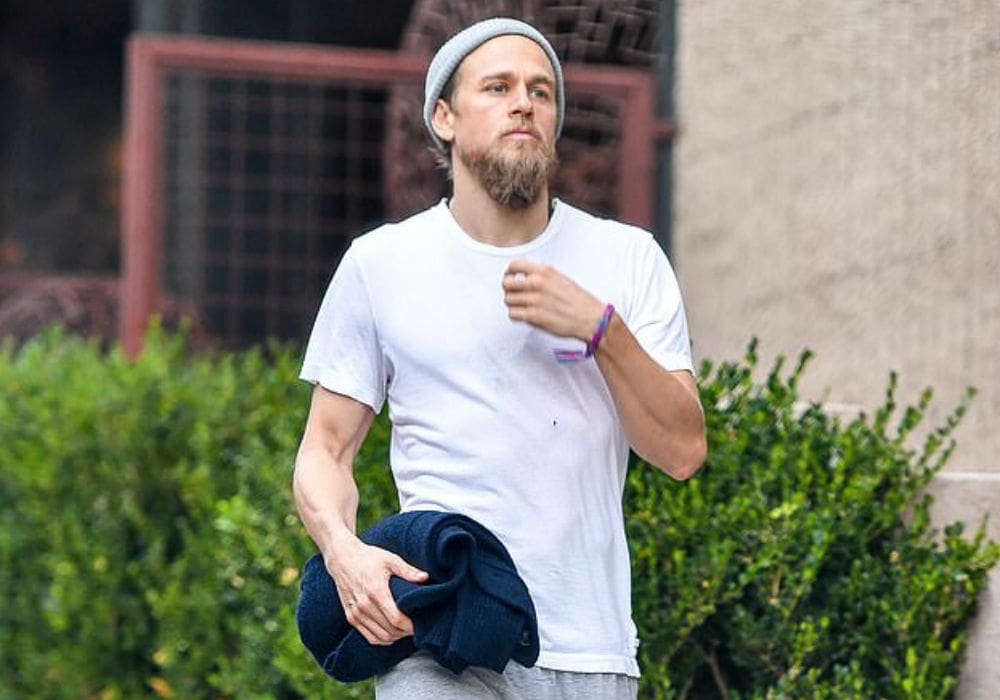 How Sons Of Anarchy Star Charlie Hunnam Bulked Up For Triple Frontier(1)
