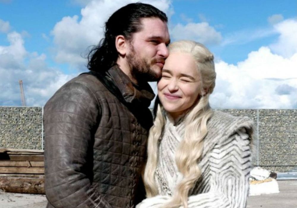 Working With Emilia Clarke On Game Of Thrones Made Kit Harington Want To Vomit