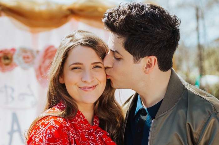 David Henrie And His Pregnant Wife Reveal Their Child's Name!