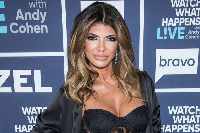 Teresa Giudice Celebrates Easter With Family While Joe's Still In ICE - Check Out The Pics!