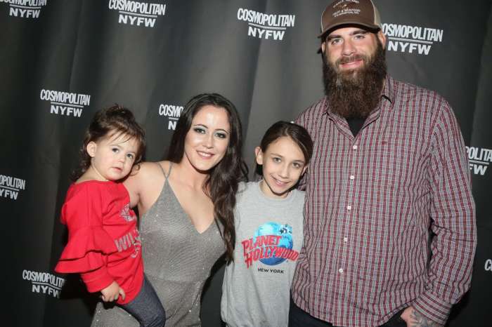 Jenelle Evans 'Drained' And 'Exhausted' While Fighting To Bring Her And David Eason's Kids Back Home