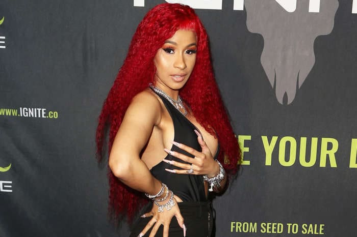 Cardi B Suffers Post Plastic Surgery Complications And Cancels Show To Recover