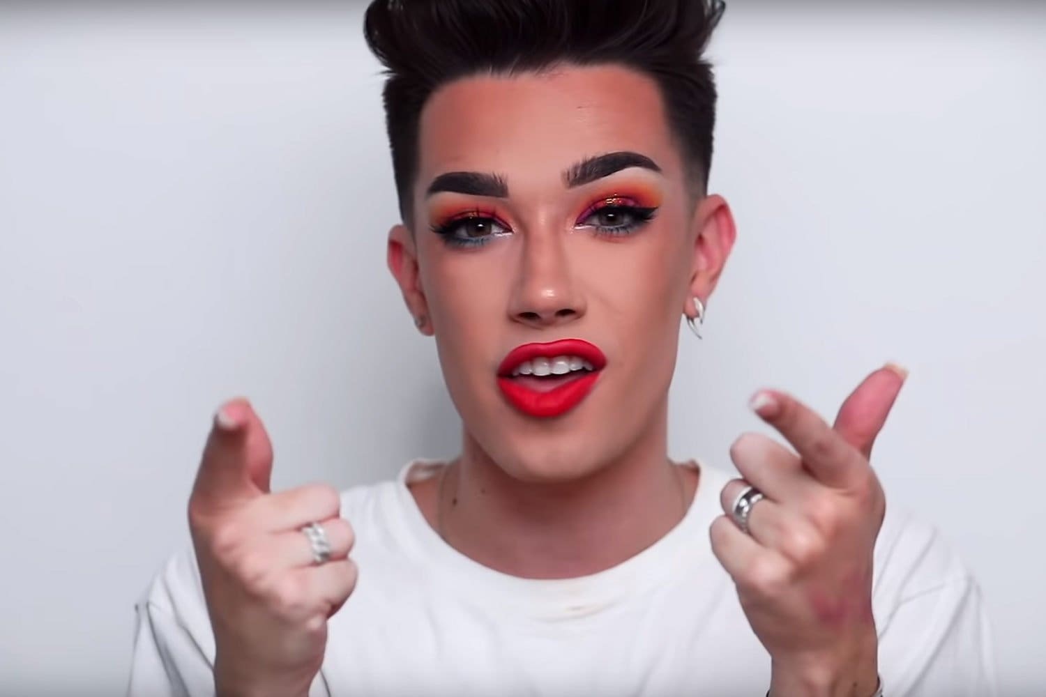 James Charles Drama Intensifies: 'The Makeup God' Slid Into Model Jay Alvarrez's DMs And Called Him 'Daddy': He Has 'No Game' - Here's The Screenshot Of The Conversation