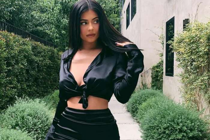 Kylie Jenner Leaves Little To The Imagination In Steamy Mirror Selfie As New Feud With Jordyn Woods Surfaces Over Ray J