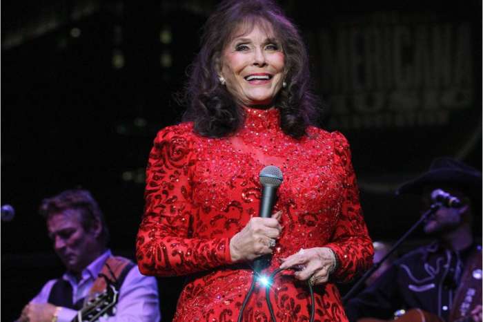 Loretta Lynn Hits Out At All Those Who Have Claimed She's On Her Death Bed