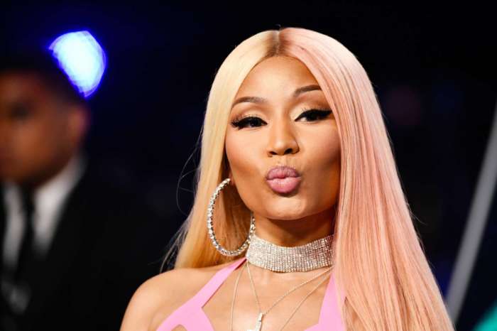 Nicki Minaj Fans Convinced She Is Pregnant - Here's Why!