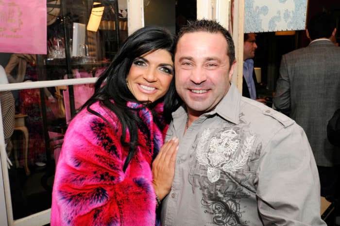 Teresa Giudice Determined To Take Daughters To Visit Their Dad On Father’s Day - She'll Do Everything In Her Power!