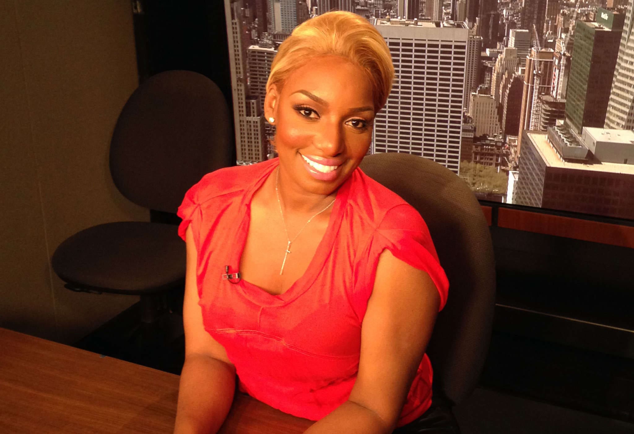 NeNe Leakes Breaks The Internet With The Latest Photos In Which She Shows Off Her Beach Body - People Accuse Her Of Editing The Pics