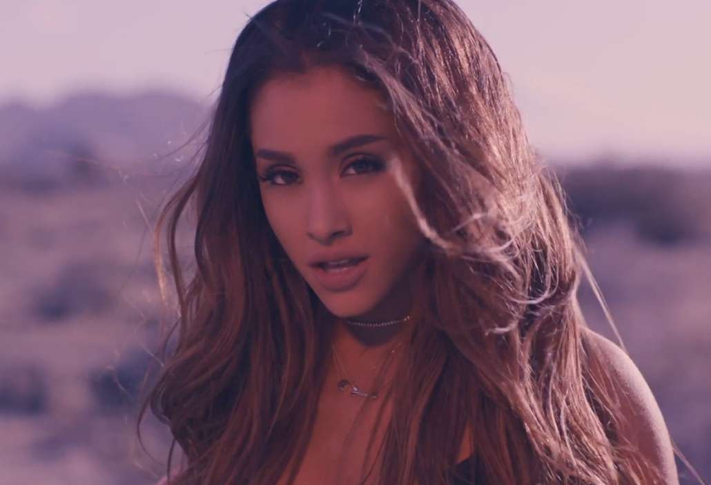 ariana-grande-and-photographer-reach-settlement-over-the-use-of-unauthorized-photograph