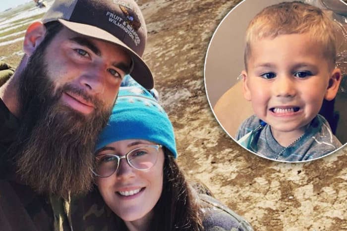 Jenelle Evans Posts Pic Of Her Son With One Of Their New Dogs And Fans Are Outraged They Still Get To Adopt After David Eason Killed Nugget!