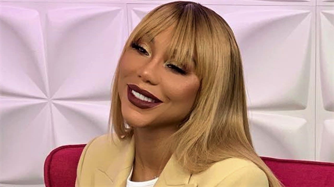 Tamar Braxton And Her Family Pose In Nigeria - Logan Herbert Doesn't Seem Here For It
