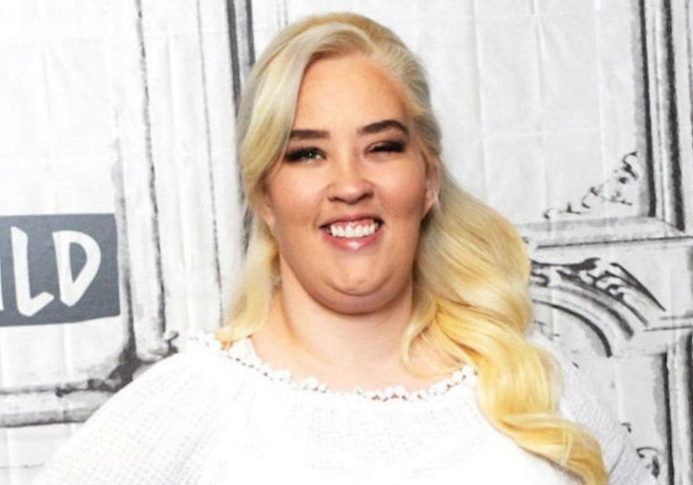 Mama June's Neighbors Want Her And Geno Doak Kicked Out Of Their Neighborhood Stat!