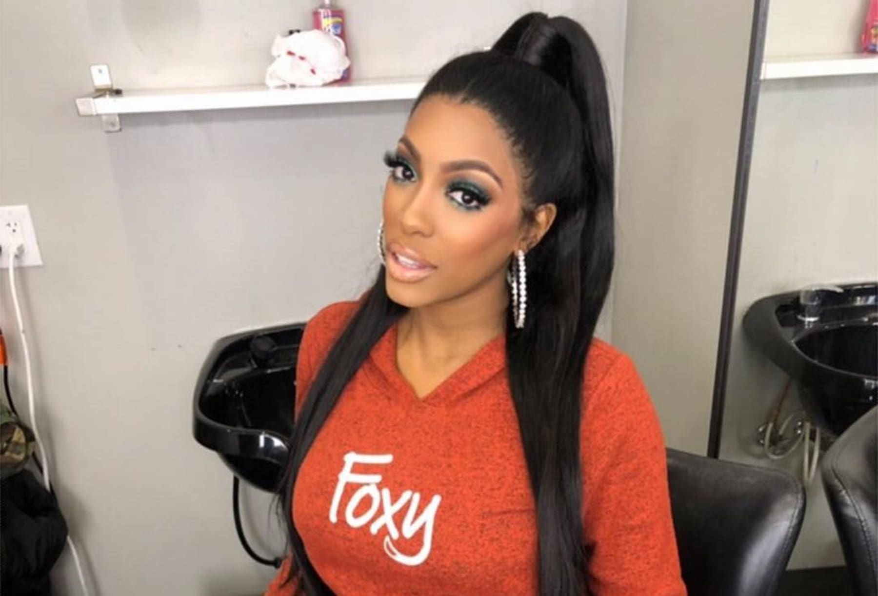 Porsha Williams' Toronto Carnival Pics Have Fans Praising Her And The Other RHOA Ladies - See Why People Criticize Kenya Moore's Look