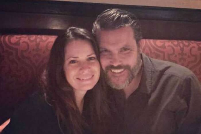 Charmed Alum Holly Marie Combs Is Married - Actress Wed Boyfriend Mike Ryan