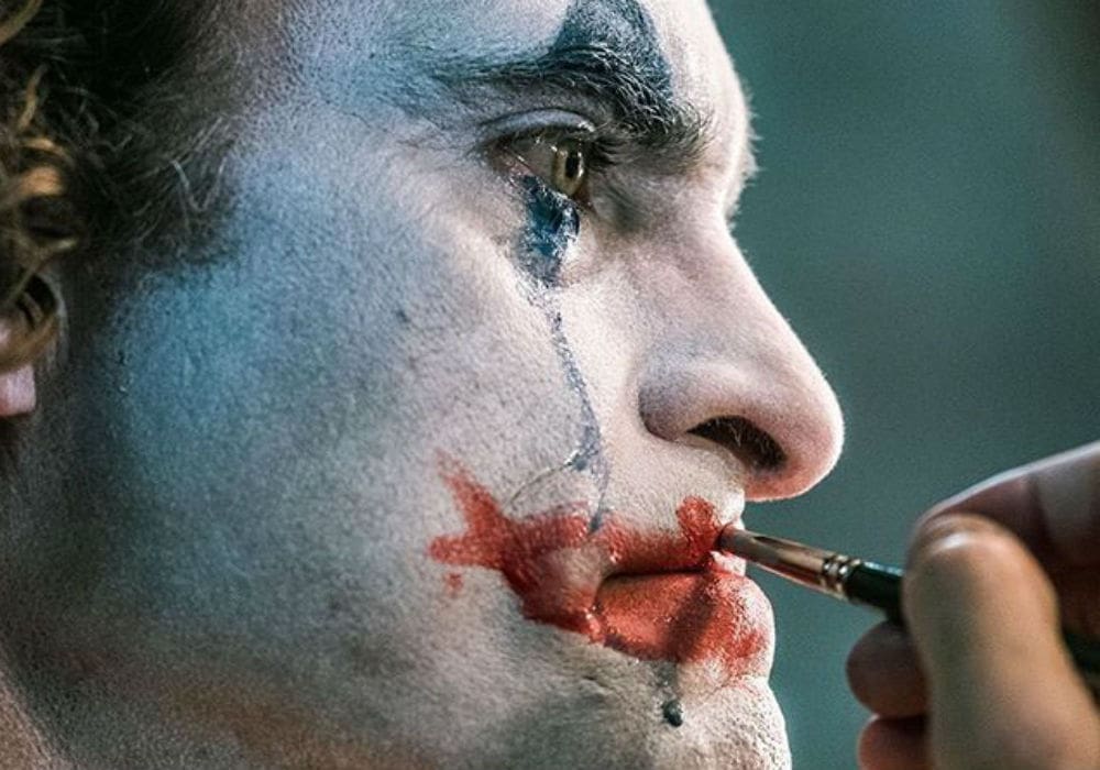 Joker Controversy Heats Up As Theaters Ban Cosplay, Army Warns Of Possible Copycat Shootings, And Director Pushes Back Against Critics
