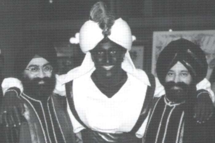 Justin Trudeau Blackface Photos Appear After He Apologized For Brownface Scandal — 'I Never Should Have Done It'