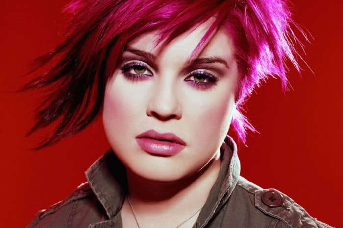 Kelly Osbourne Admits Hosting The Emmys Now That She's Sober Is Anxiety-Inducing