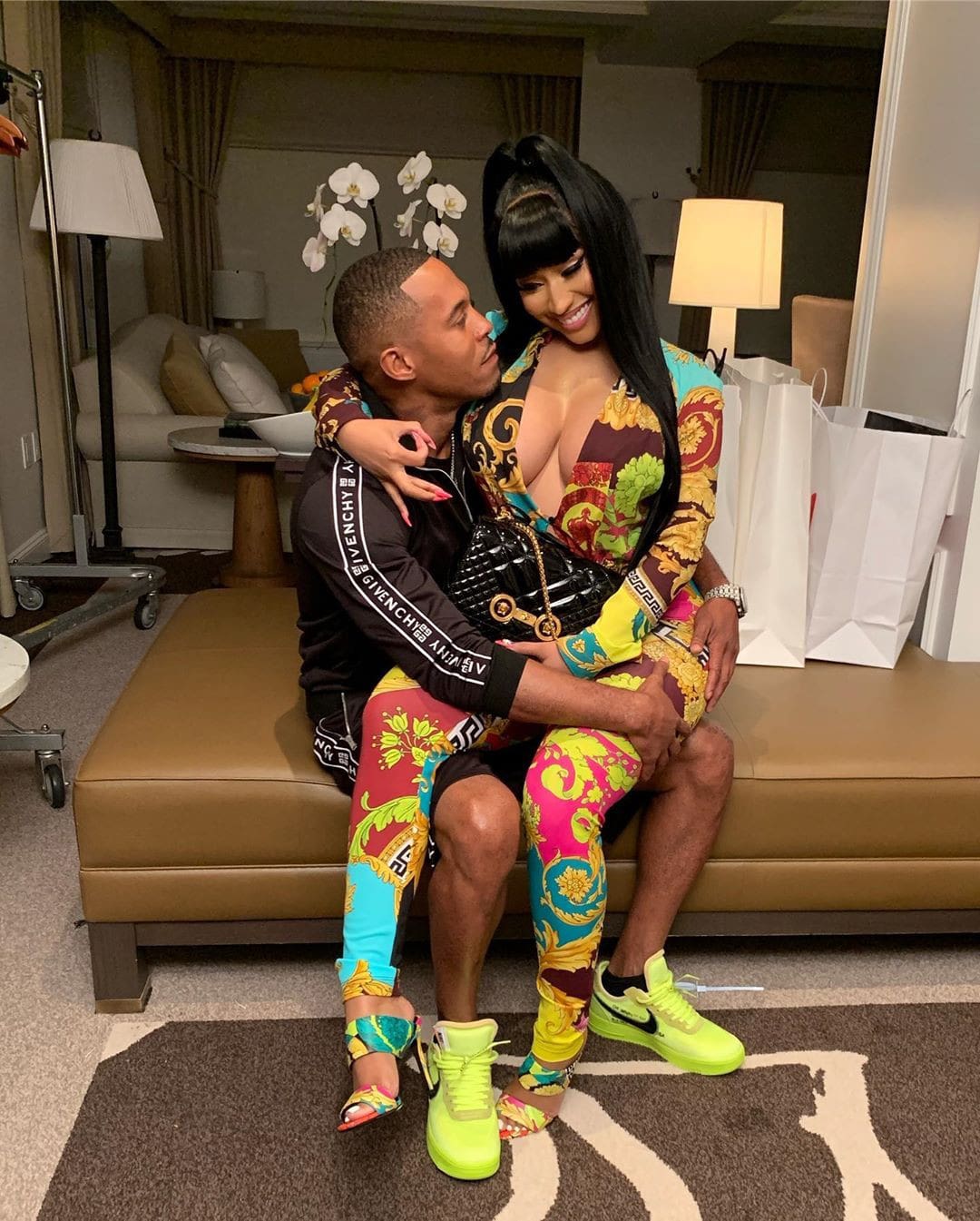 Nicki Minaj Films A Clip With Her BF Kenneth Petty And Fans Are Making Fun Of Him: 'Safaree Would Never Look This Awkward'