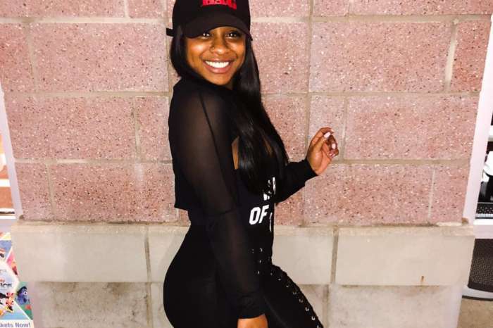 Toya Wright's Daughter, Reginae Carter Shows Off Her Toned Figure In A Colorful Outfit