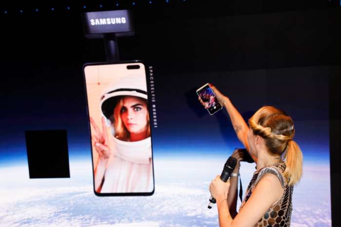 Cara Delevingne's Space Selfie Campaign Falls Flat As Samsung Space Balloon Crashes On Michigan Farm