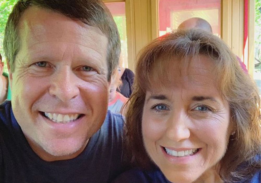 Counting On - Jim Bob and Michelle Duggar (Plus 16 More Duggars) Finally Visit Rebel Jinger In Los Angeles