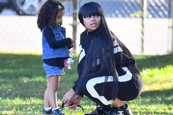 Blac Chyna And Dream Kardashian Look Like Twins With Matching Curly Ponytails As They Smooch In Cute Pic