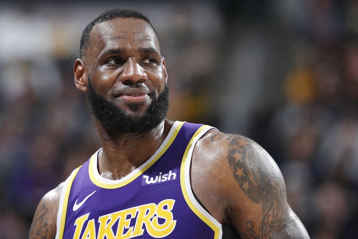 LeBron James Sent A Taco Truck To Help Feed First Responders Fighting Wildfires Out In California