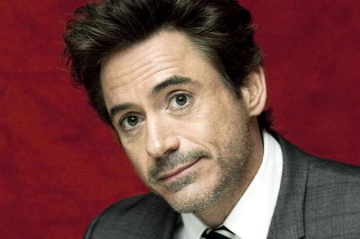 Robert Downey Junior Nearly Had A Fist Fight With Hollywood Executive Of Howard Stern Show