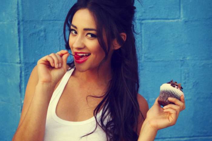 Shay Mitchell Reveals She Suffered From Post-Partum Depression