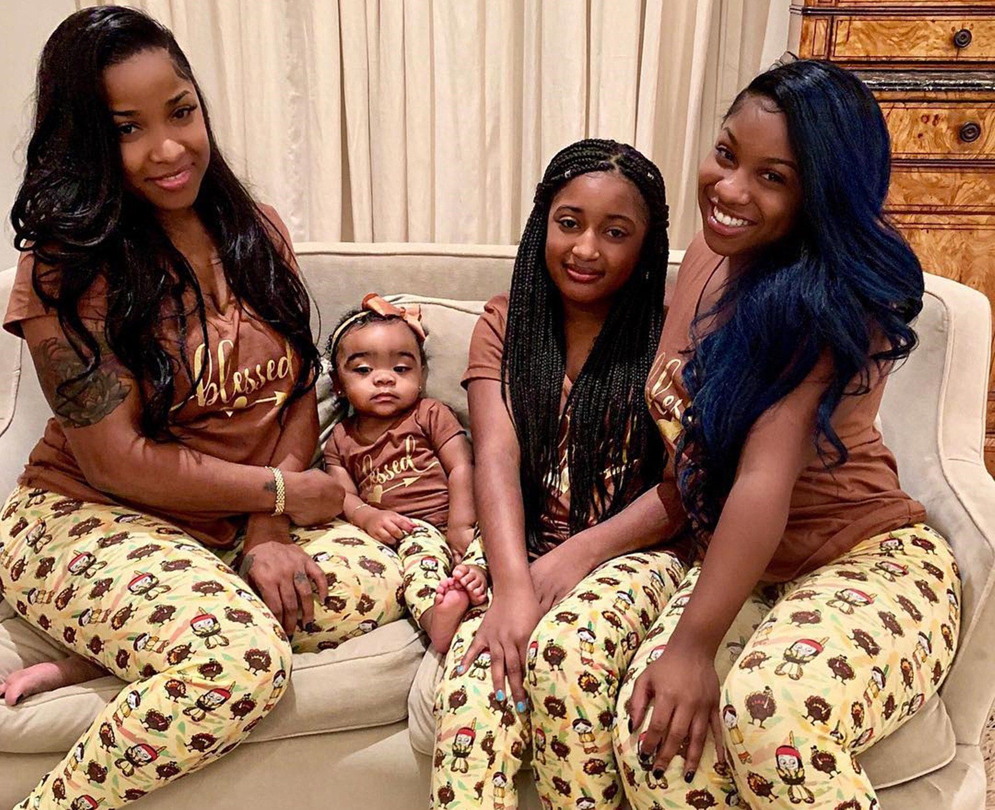 Toya Wright Spends Time With Her Sister And Niece For Thanksgiving