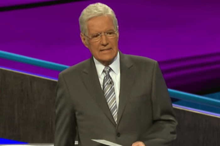 Alex Trebek Gests Sweet Message During Final Jeopardy And It Will Make You Cry — Watch 'We Love U Alex' Full Video
